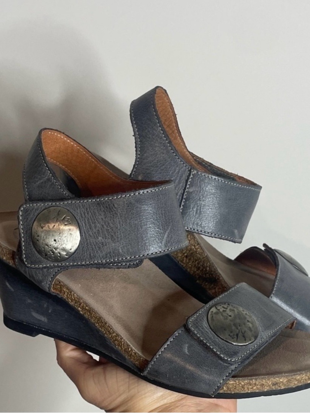 Taos | Women’s Carousel 3 Wedge Strappy Sandals Size 7.5
